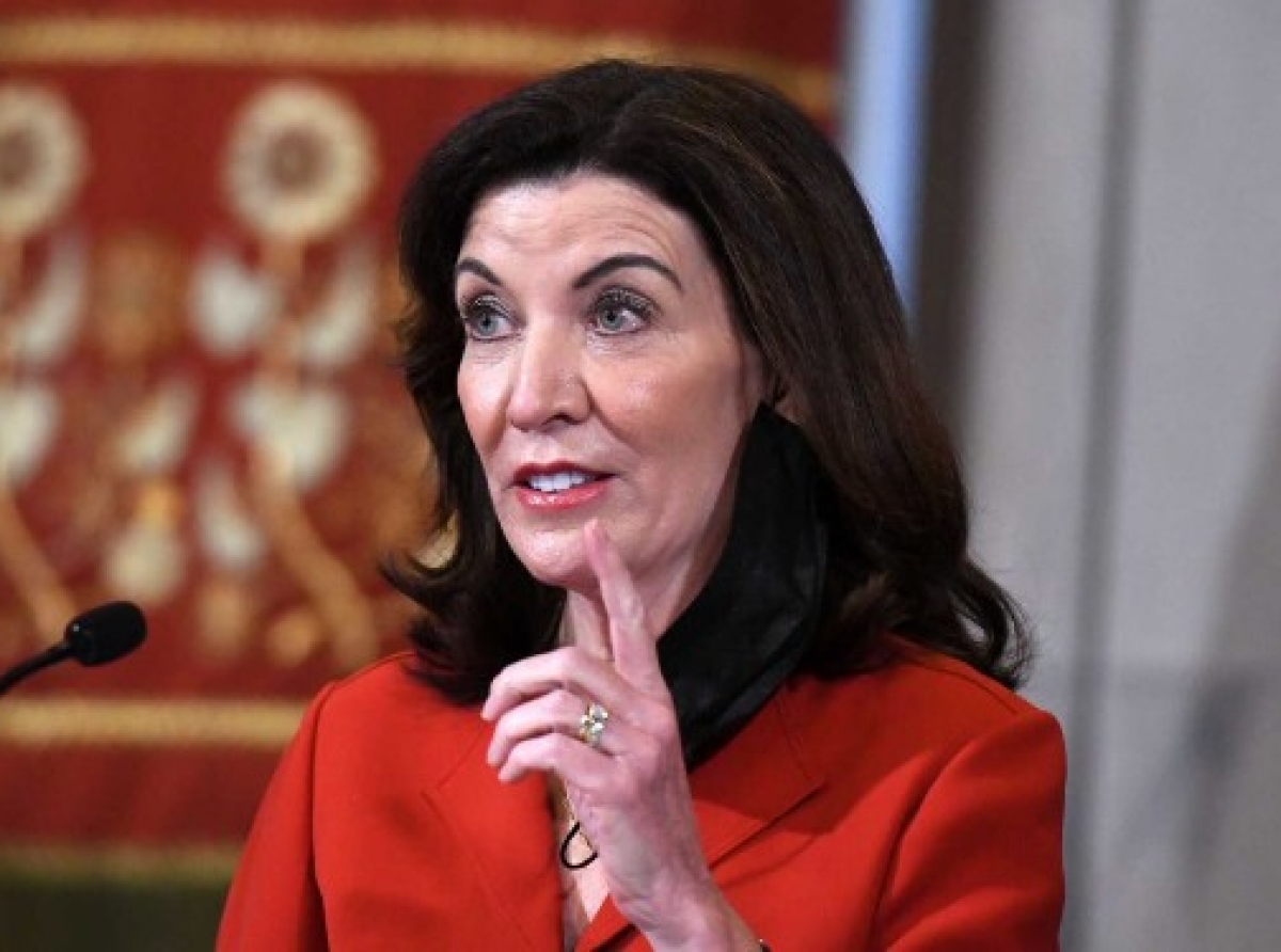 Immigration Advocates Press New York Lawmakers to Strengthen Immigrant Protections