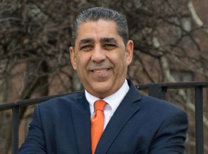 Adriano Espaillat
