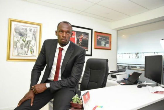 bolt in office