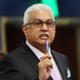Health Minister Terrence Deyalsingh (File Photo)