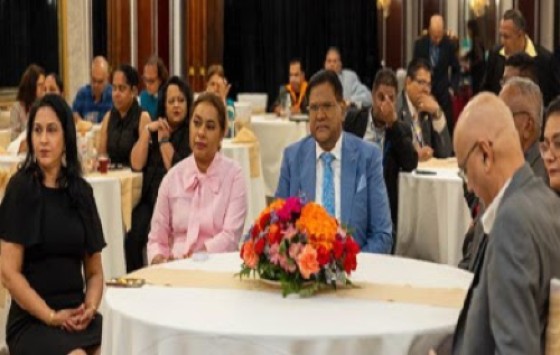 President Chan Santokhi, during a meeting with the diaspora community in New York, called on them to invest in Suriname. (Photos: Cabinet of the President)
