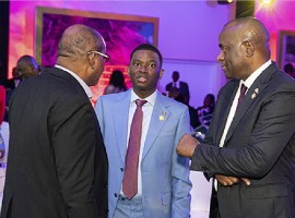 Grenada’s Prime Minister Dickon Mitchel (center) in discussions with his counterparts from Antigua and Barbuda, Gaston Browne, and Dominica, Roosevelt Skerrit (CMC Photo)