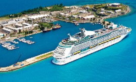 Cruise ship at Royal Navy Dockyard in Bermuda. (Bermuda Tourism Authority photo)
