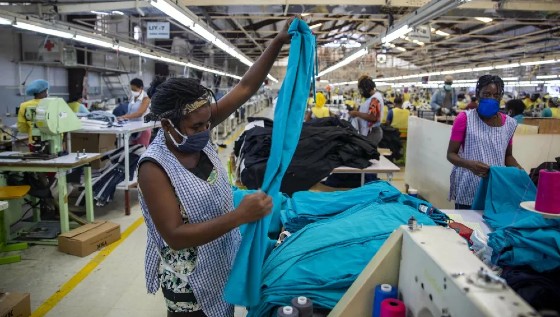 Haiti has announced an increase in minimum wages less than a week after textile workers had taken to the streets to demand an increase. (CREDIT: AP Photo/Dieu Nalio Chery)