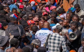 IOM team in Port-au-Prince conducts an assessment among displaced people (IOM Photo)