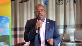 Governor Albert Bryan, Jr. addresses cruise industry stakeholders in Miami.