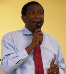 Holness, Dale 