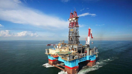 The Maersk Discoverer, a sixth-generation semi-submersible drilling rig, was used to drill the Kawa-1 well off of Guyana. It's owned by Maersk Drilling. (Photo courtesy of OilNow)