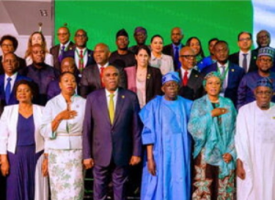 Professor Benedict O. Oramah poses with delegates attending the African Export-Import Bank (Afreximbank (CMC Photo)