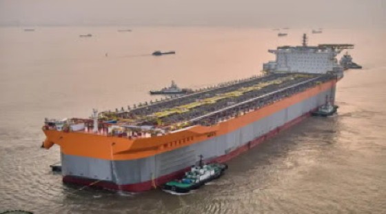 The ONE GUYANA hull prepares for sail away from China for Singapore (ExxonMobil photo)