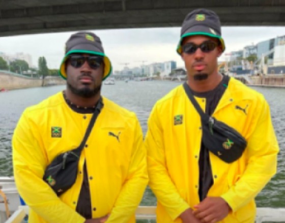 Jamaican Olympic medallists Roje Stona (r) and Rajindra Campbell